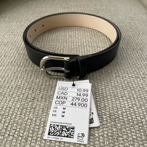H&M Women’s black belt with silver buckle size Medium